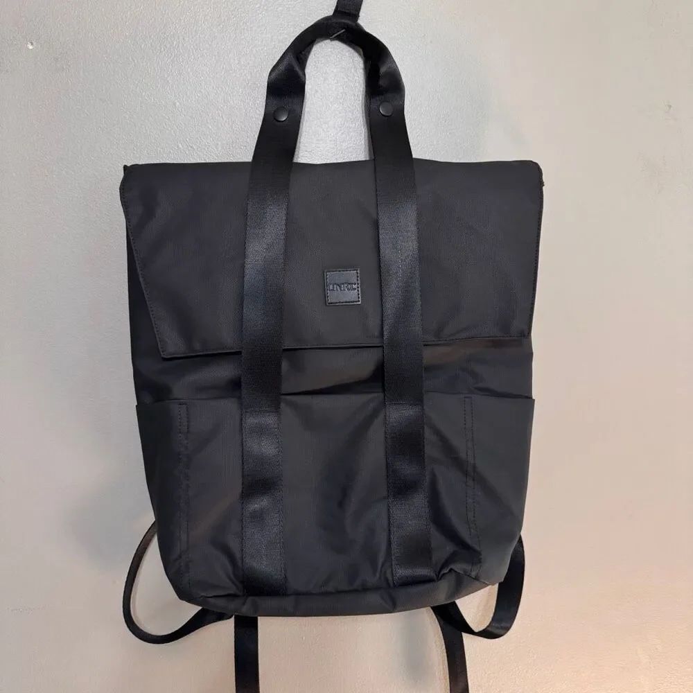 UNRL Train x Travel Tote Bag/Backpack black